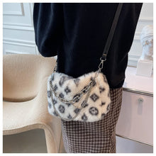 Korean Fashion Aesthetic Faux Fur Chain Shoulder Bag White