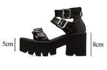 Harajuku Chunky Platform Low Heel Strap Sandals (Black)