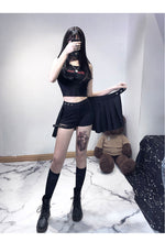 blackpink lisa pleated skirt