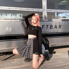 Plus Size Korean K-pop Idol Fashion Blackpink Lisa Style Plaid Skirt (Plaid Grey/Plain Black)