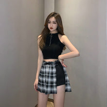 blackpink lisa pleated skirt