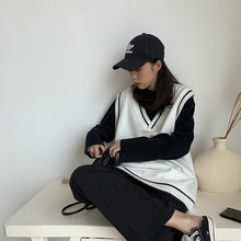 Harajuku Street Style Casual Oversized V-neck Knit Vest (Black/White)