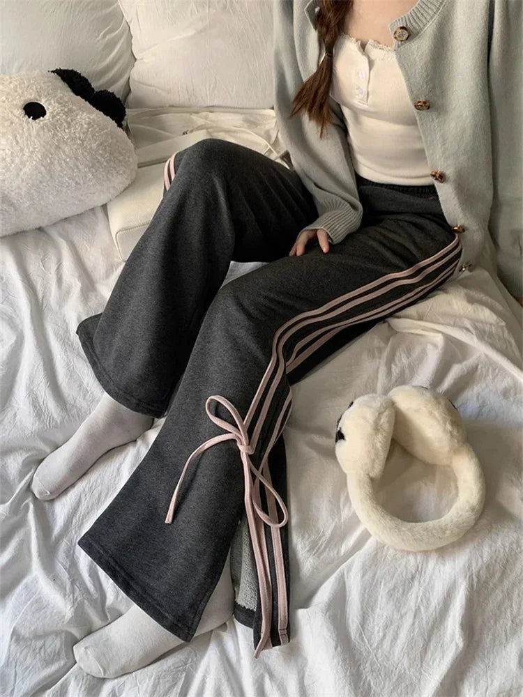 Womens Coquette Aesthetic Gray Flare Sweatpants with Pink Bow – The Kawaii  Factory