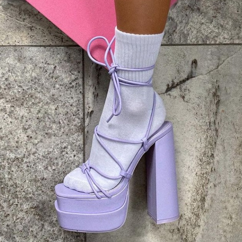 Women's lilac platform stilettos lacquers - SKLEP KOKIETKI