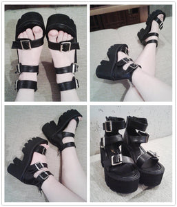 Harajuku Chunky Platform Low Heel Strap Sandals (Black)