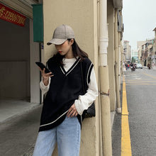 Harajuku Street Style Casual Oversized V-neck Knit Vest (Black/White)