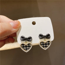 Harajuku Kawaii Fashion Korean Style Gingham Heart Earrings